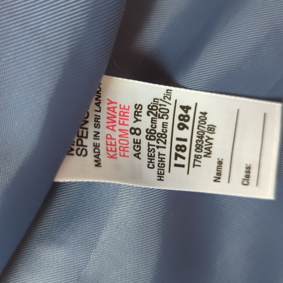 Marks & Spencer navy blazer (8) - Picture 5 of 6